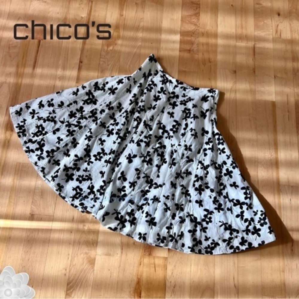 CHICO’S Skirt Retro Black White Floral Lined Adorable Size 0 or Small